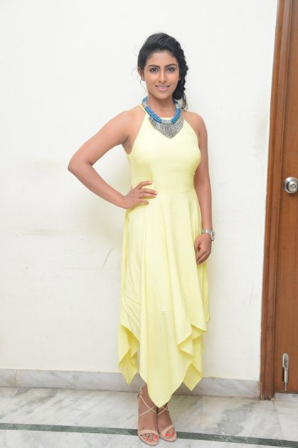 -Kruthika-Jayakumar-Interview-About-Rojulu-Marayi